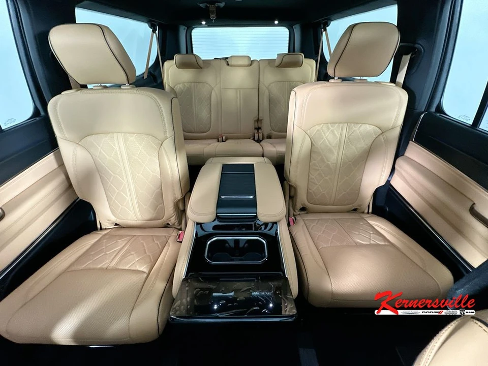 2026 Jeep WS Wagoneer - Image 10 of 23