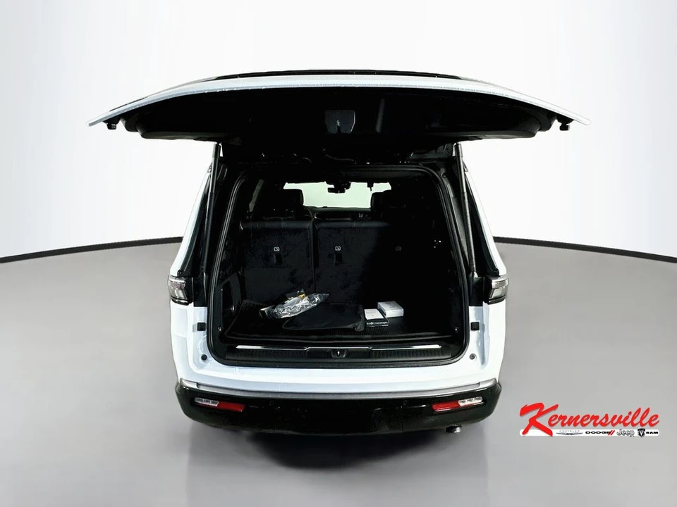 2026 Jeep WS Wagoneer - Image 16 of 22
