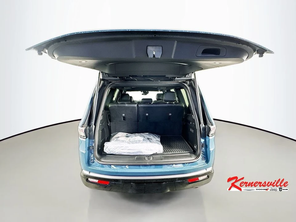 2026 Jeep WS Wagoneer - Image 16 of 22