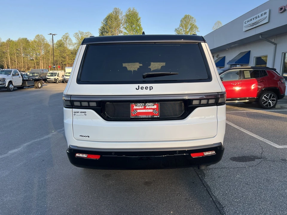 2026 Jeep WS Wagoneer - Image 2 of 31