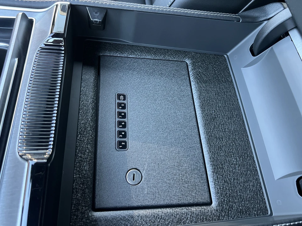 2026 Jeep WS Wagoneer - Image 29 of 31