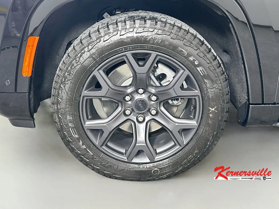 2026 Jeep WS Wagoneer - Image 17 of 22