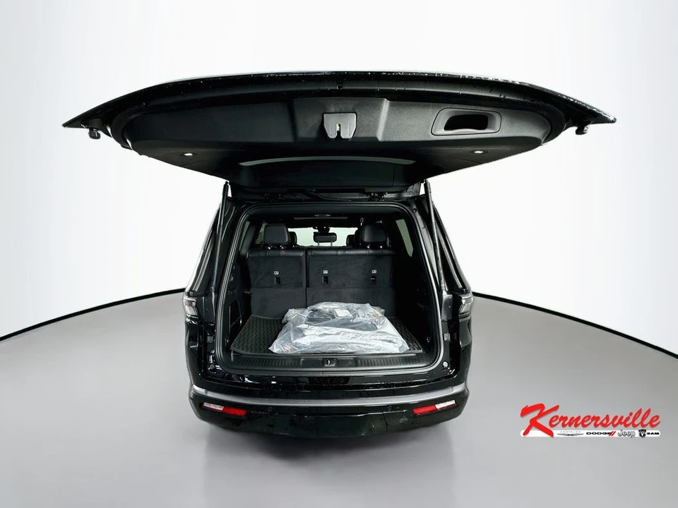 2026 Jeep WS Wagoneer - Image 16 of 22