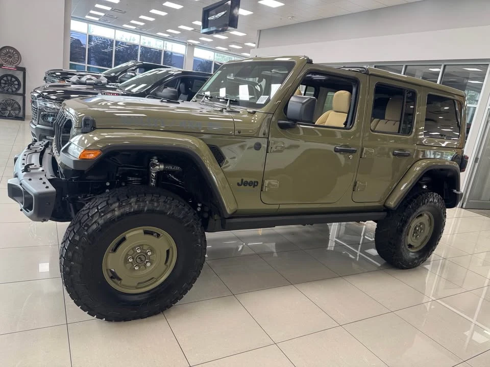 2026 Jeep JL Wrangler - Image 2 of 6