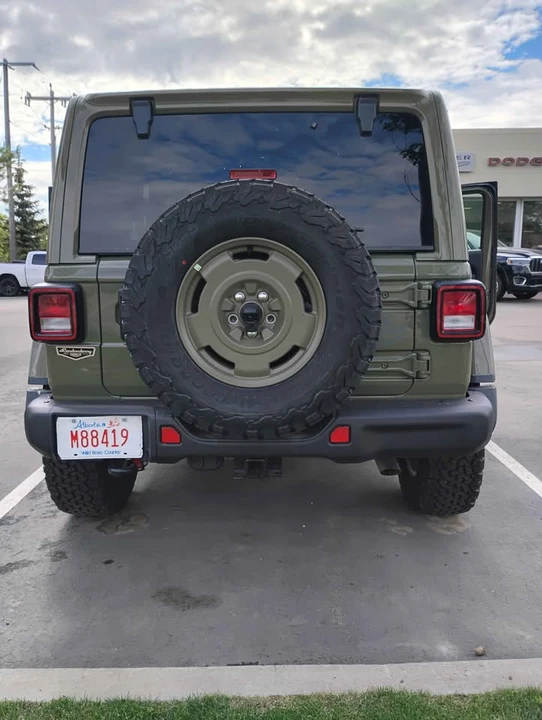 2026 Jeep JL Wrangler - Image 6 of 7