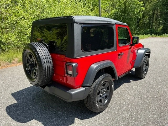 2026 Jeep JL Wrangler - Image 7 of 28