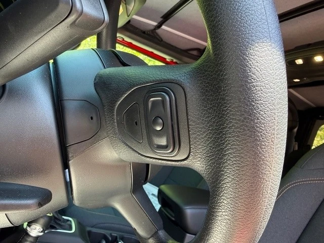 2026 Jeep JL Wrangler - Image 13 of 28