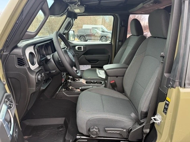 2026 Jeep JL Wrangler - Image 11 of 28