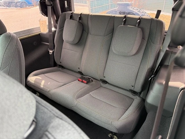 2026 Jeep JL Wrangler - Image 14 of 28