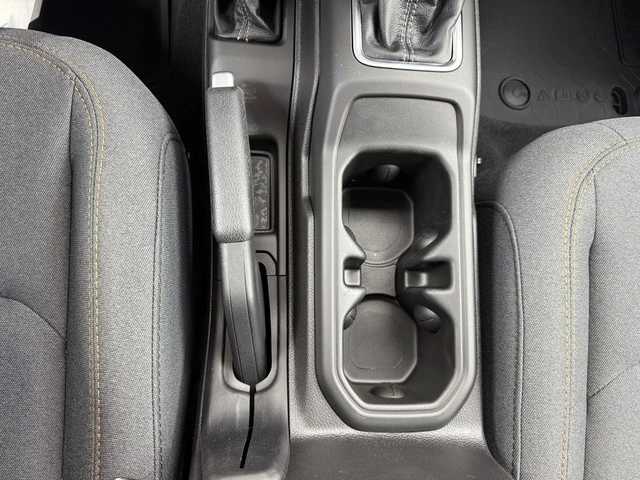 2026 Jeep JL Wrangler - Image 24 of 28