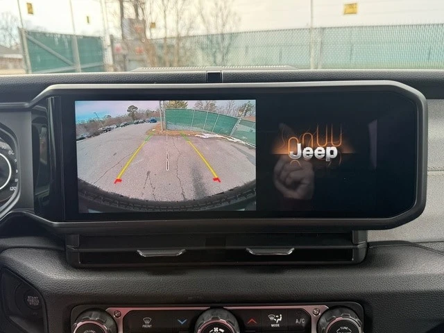 2026 Jeep JL Wrangler - Image 21 of 28