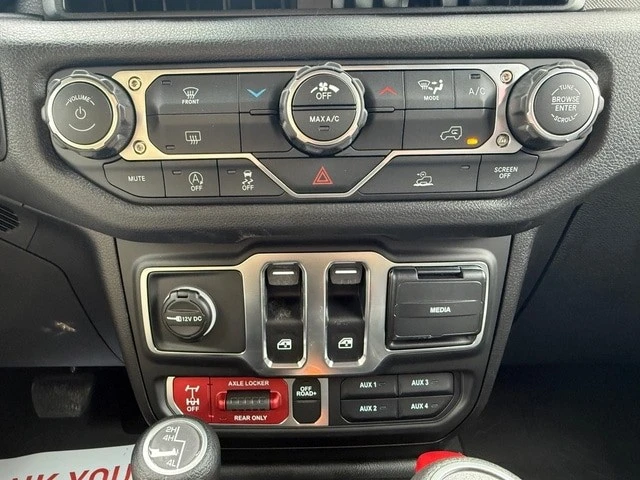 2026 Jeep JL Wrangler - Image 22 of 28