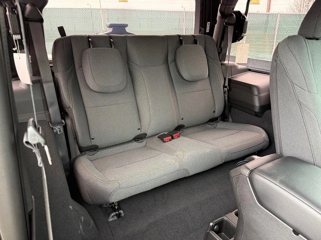 2026 Jeep JL Wrangler - Image 16 of 28