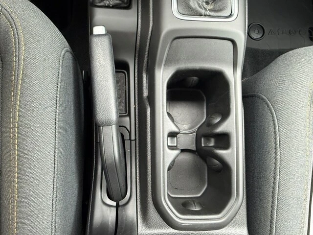 2026 Jeep JL Wrangler - Image 24 of 28