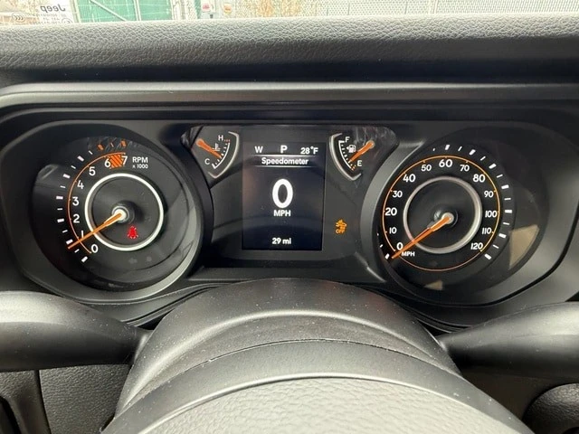 2026 Jeep JL Wrangler - Image 19 of 28