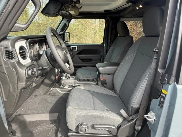2026 Jeep JL Wrangler - Image 11 of 21