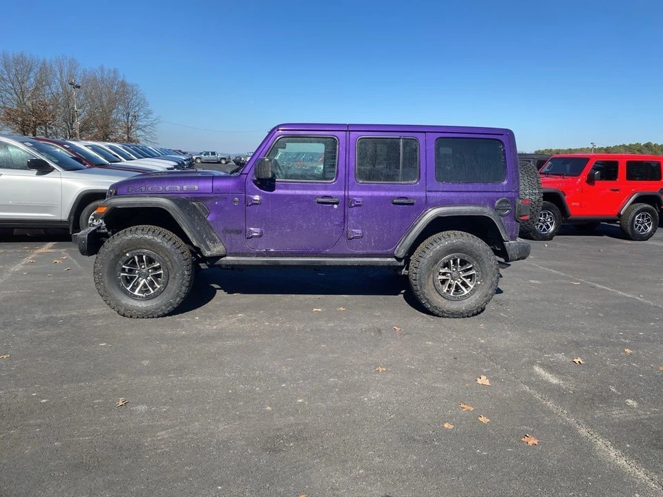 2026 Jeep JL Wrangler - Image 8 of 12