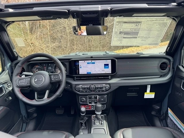 2026 Jeep JL Wrangler - Image 15 of 21