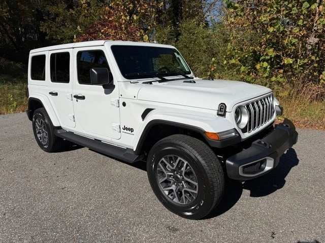 2026 Jeep JL Wrangler - Image 5 of 21