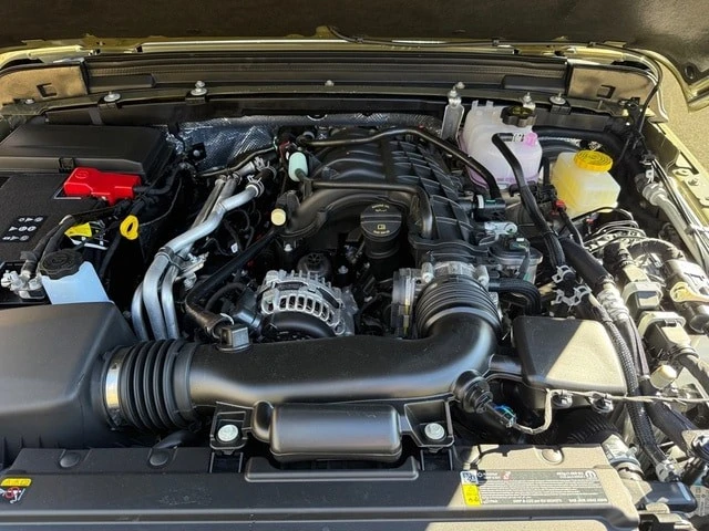 2026 Jeep JL Wrangler - Image 10 of 31