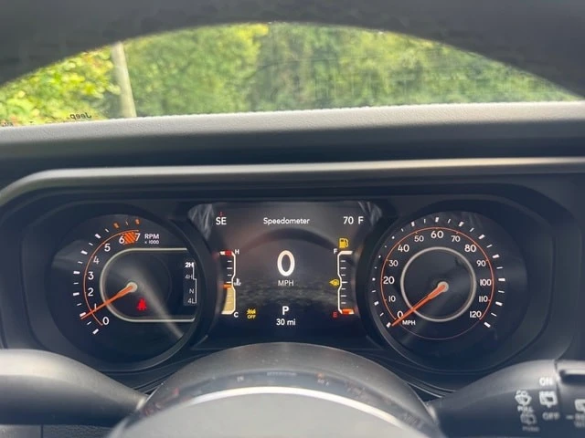 2026 Jeep JL Wrangler - Image 21 of 31