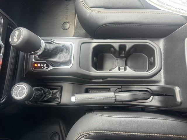 2026 Jeep JL Wrangler - Image 28 of 31