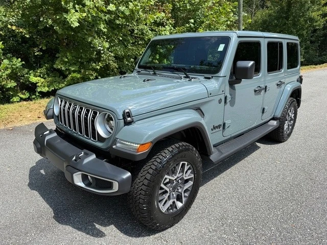 2026 Jeep JL Wrangler - Image 3 of 31