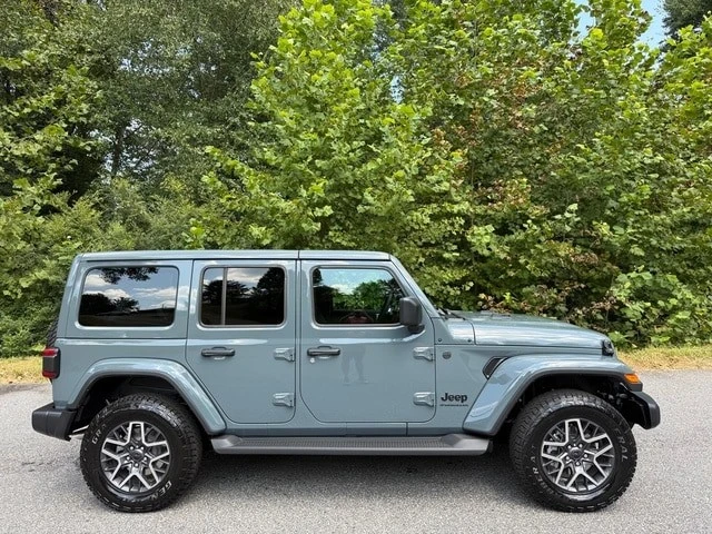 2026 Jeep JL Wrangler - Image 6 of 31