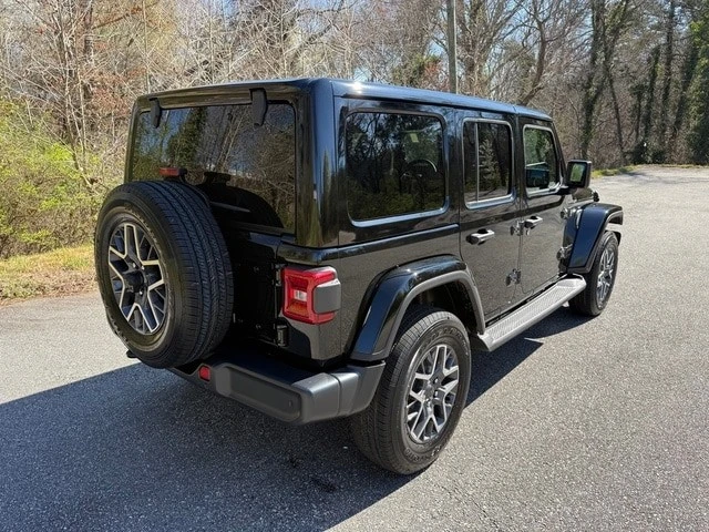 2026 Jeep JL Wrangler - Image 7 of 21