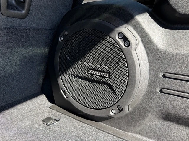 2026 Jeep JL Wrangler - Image 17 of 21