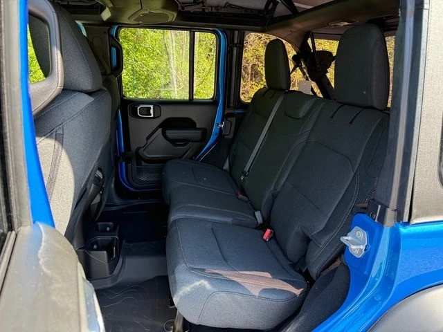 2026 Jeep JL Wrangler - Image 15 of 29