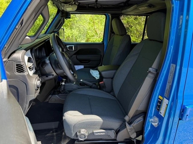 2026 Jeep JL Wrangler - Image 12 of 29