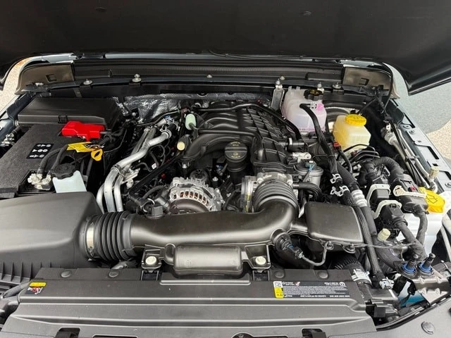 2026 Jeep JL Wrangler - Image 10 of 31