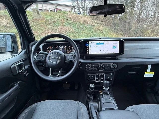 2026 Jeep JL Wrangler - Image 11 of 31