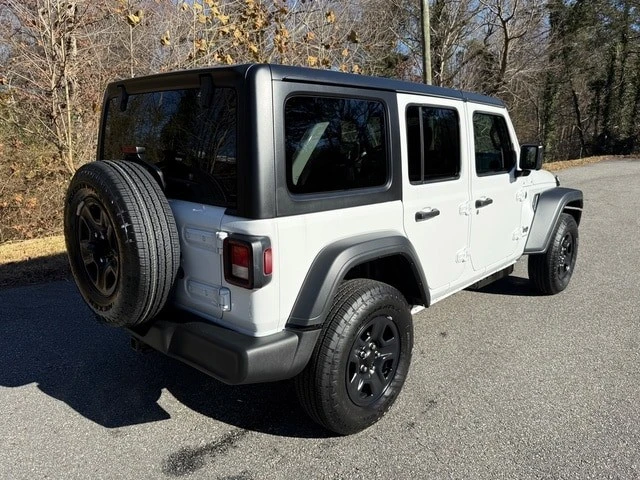 2026 Jeep JL Wrangler - Image 7 of 21