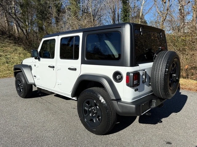 2026 Jeep JL Wrangler - Image 9 of 21