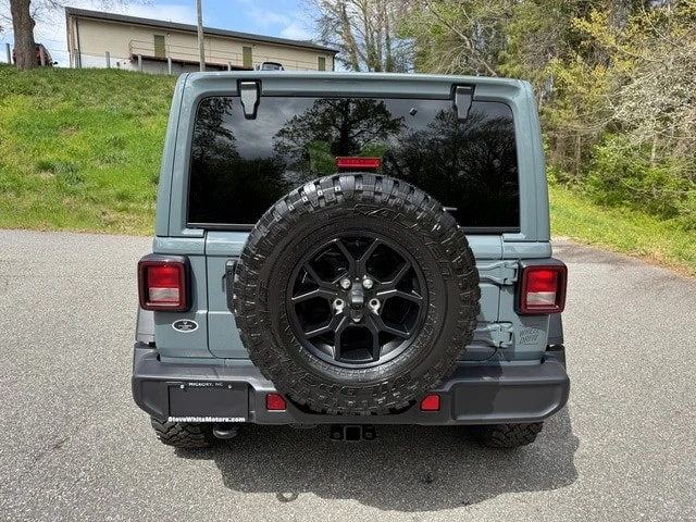 2026 Jeep JL Wrangler - Image 8 of 21