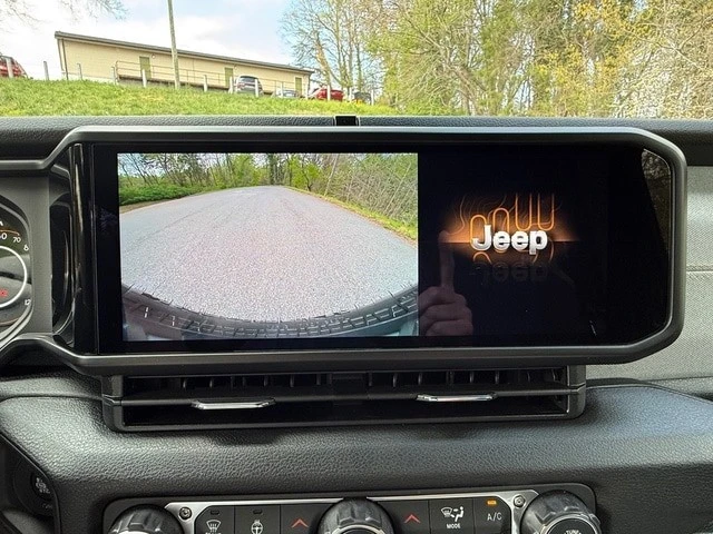 2026 Jeep - Image 23 of 31