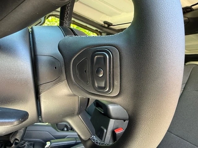 2026 Jeep JL Wrangler - Image 14 of 30