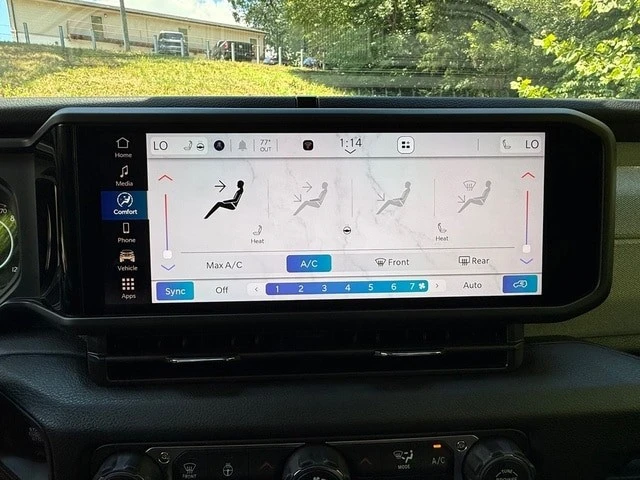 2026 Jeep JL Wrangler - Image 22 of 30