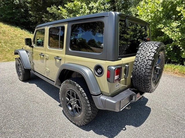 2026 Jeep JL Wrangler - Image 9 of 30