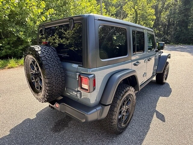 2026 Jeep JL Wrangler - Image 6 of 29