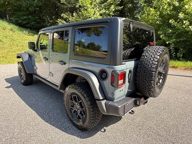 2026 Jeep JL Wrangler - Image 8 of 29