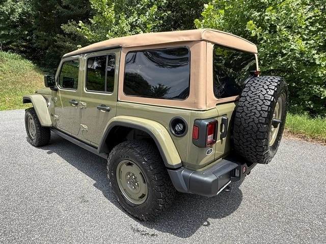 2026 Jeep JL Wrangler - Image 9 of 30