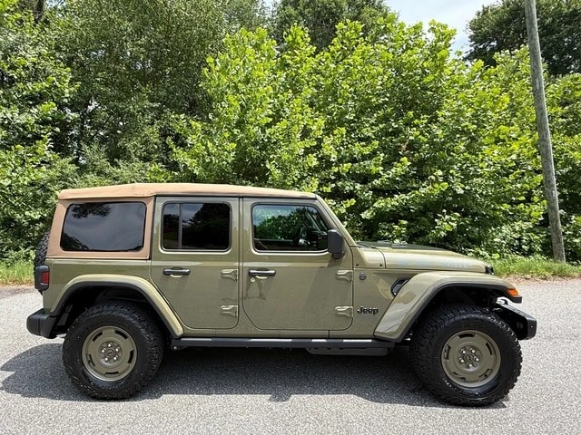 2026 Jeep JL Wrangler - Image 6 of 30