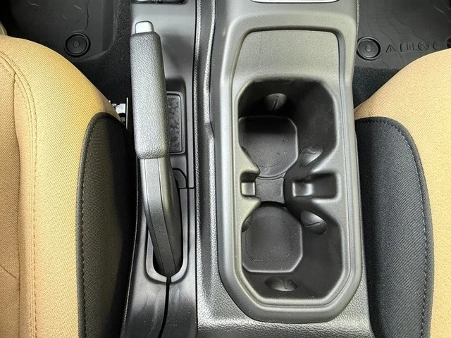2026 Jeep JL Wrangler - Image 26 of 30