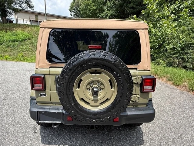 2026 Jeep JL Wrangler - Image 8 of 30