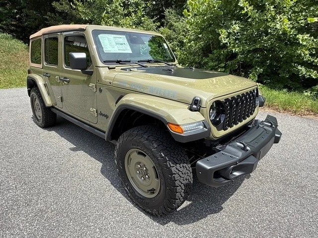 2026 Jeep JL Wrangler - Image 5 of 30