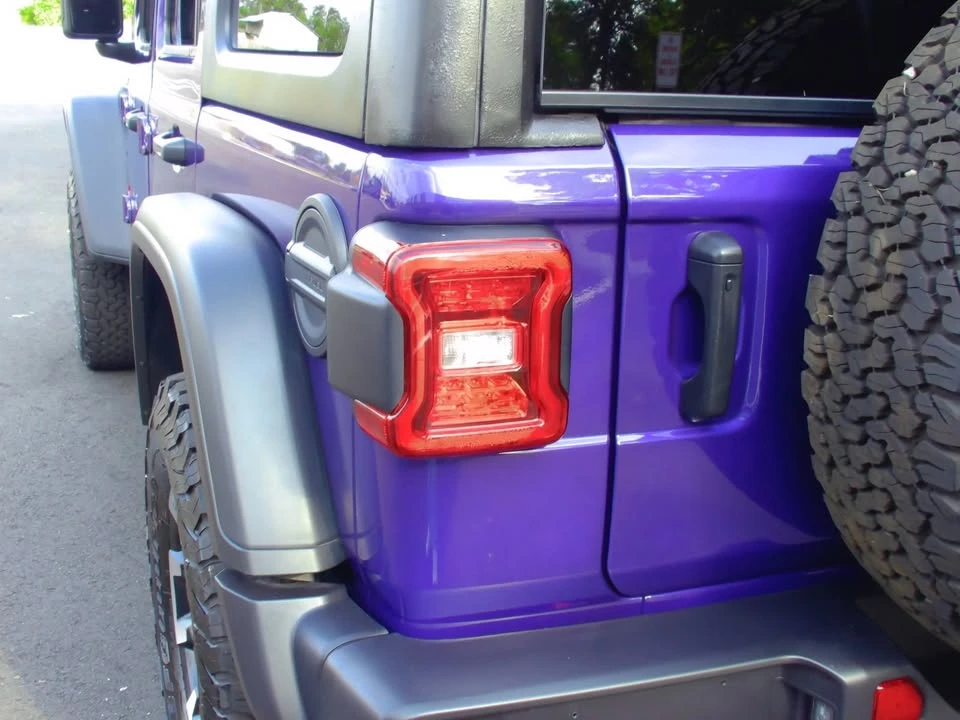 2026 Jeep JL Wrangler - Image 10 of 18
