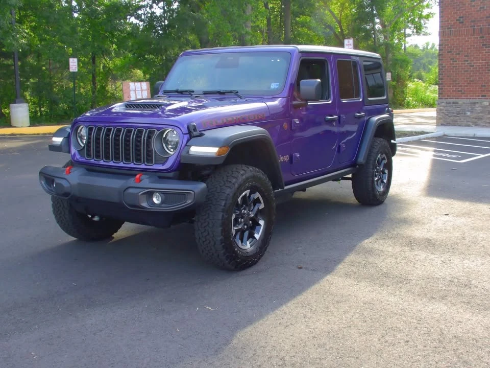 2026 Jeep JL Wrangler - Image 2 of 18